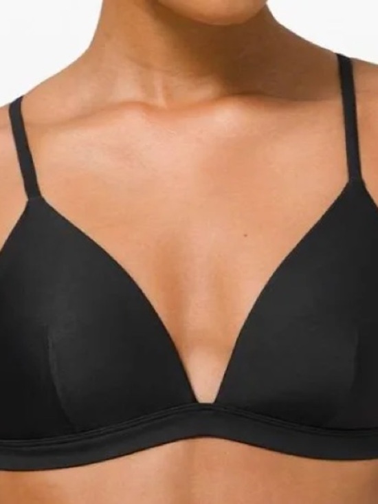 lululemon athletica Other - lululemon athletica • Black Wireless Light-Support Bra • 8